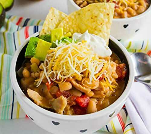 Chili au poulet et haricots blancs à la mijoteuse