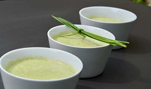 La soupe de courgette glacée au gingembre