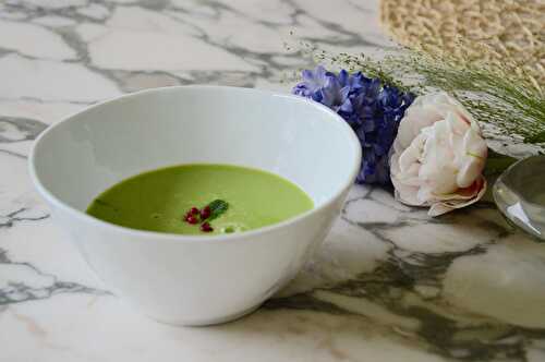 Soupe de petits pois et infusion de menthe