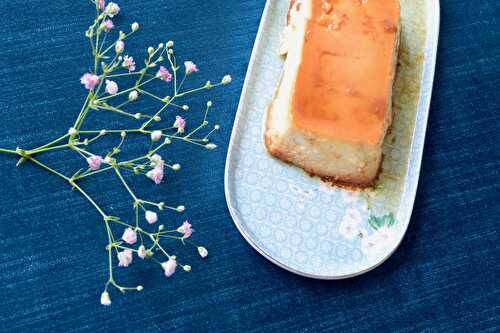 Le flan au coco et aux litchis de Lyne Rose