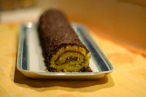 Gateau roulé à la pâte de spéculoos enrobage chocolat praliné