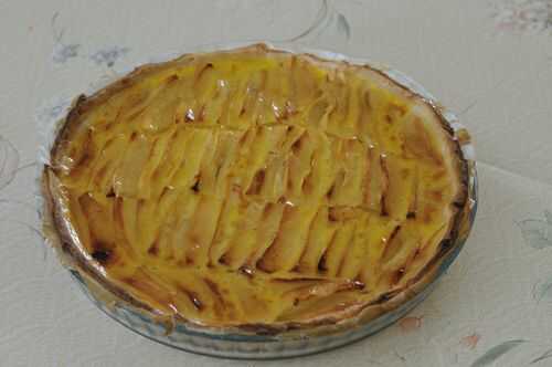 Tarte aux pommes à la créme de belle maman