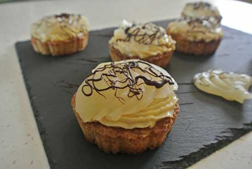 Sablé breton, crème pâtissière, poire et chocolat