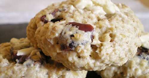 BISCUITS AVOINE, CRANBERRIES ET CHOCOLAT BLANC