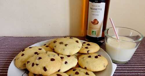 COOKIES AUX PÉPITES DE CHOCOLAT ET HUILE DE NOISETTES