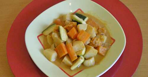 CURRY DE LÉGUMES AU LAIT DE COCO