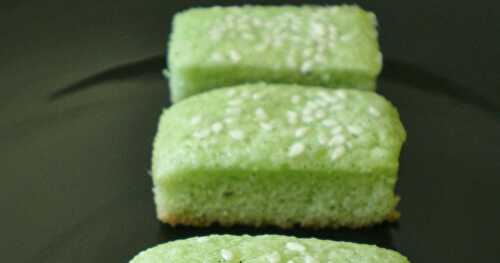 FINANCIERS VANILLE ET THÉ MATCHA