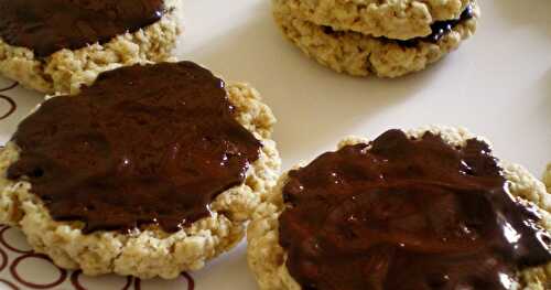 GALETTES SANTÉ AUX FLOCONS D'AVOINE ET CHOCOLAT