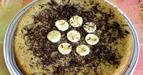 GÂTEAU A LA BANANE, POUDRE D'AMANDES ET FÈVE TONKA