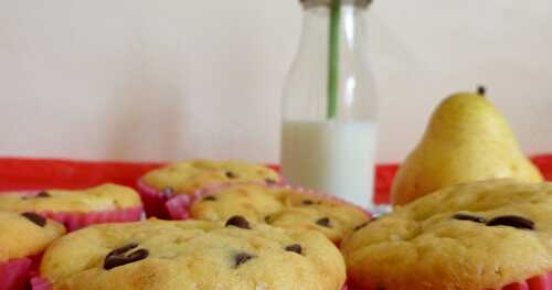 MUFFINS AUX POIRES ET PÉPITES DE CHOCOLAT