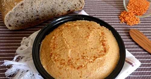 TARTINADE DE LENTILLES CORAIL ET TOMATES SÉCHÉES (VÉGÉ) 