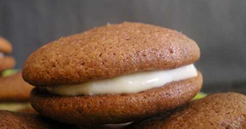 WHOOPIES AU CACAO ET GANACHE CHOCOLAT BLANC