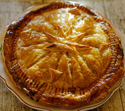 Galette des rois à la frangipane et aux pépites de chocolat selon Cyril Lignac