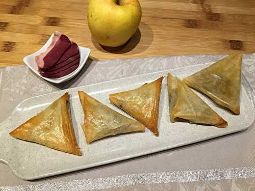 Samoussas aux pommes et au magret fumé