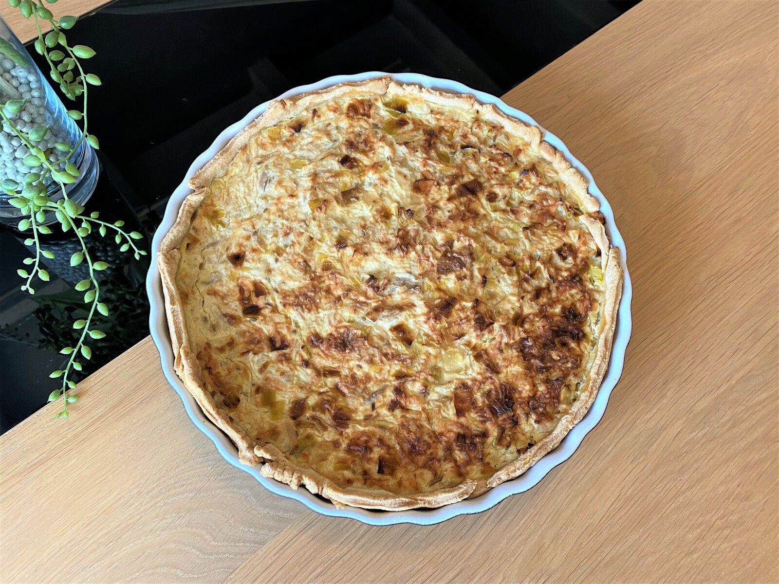 Tarte aux poireaux, thon et cumin