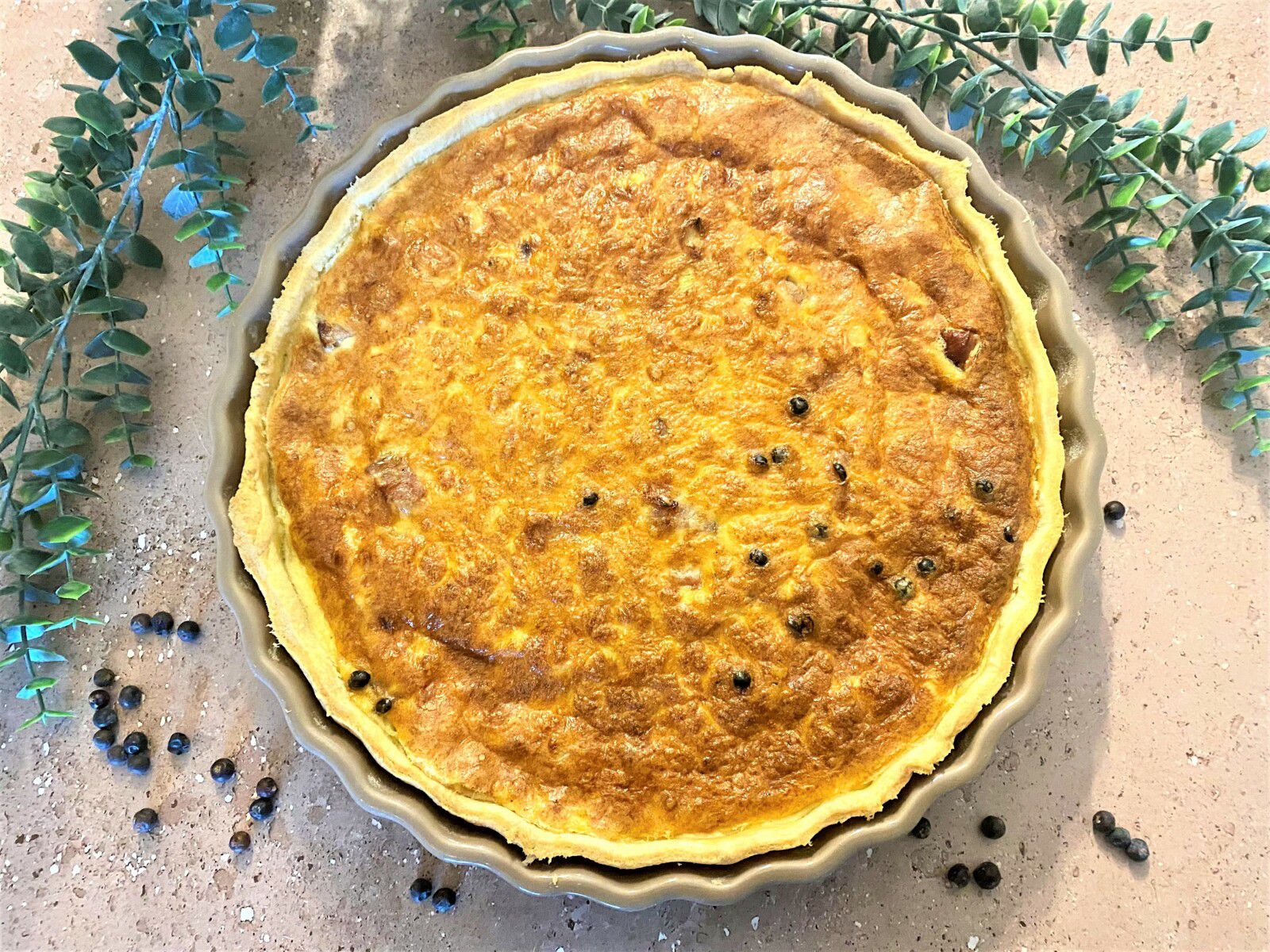 Tarte à la saucisse de Morteau et cancoillotte