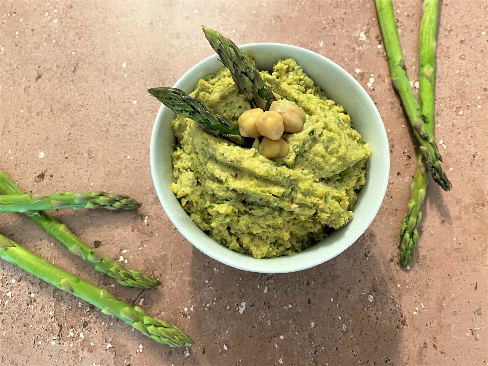 Houmous d’asperges