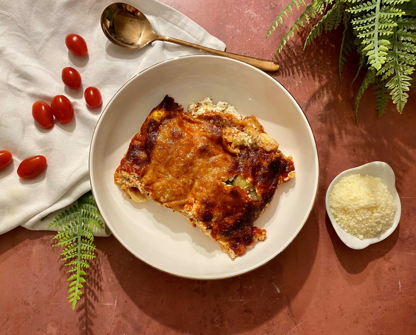 Gratin de ravioles à la ricotta et à la tomate
