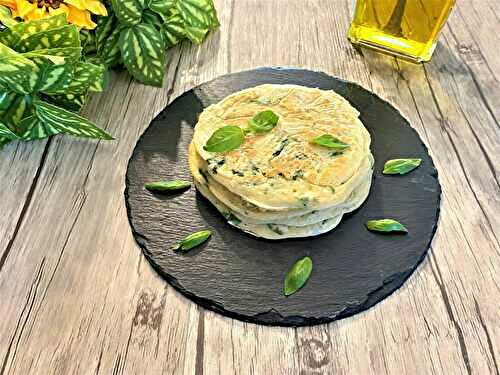 Pancakes salés à la ricotta et basilic