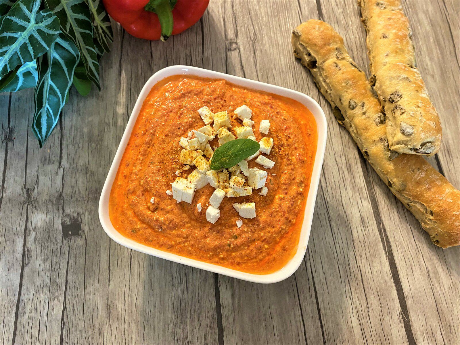 Tartinade de poivrons à la feta