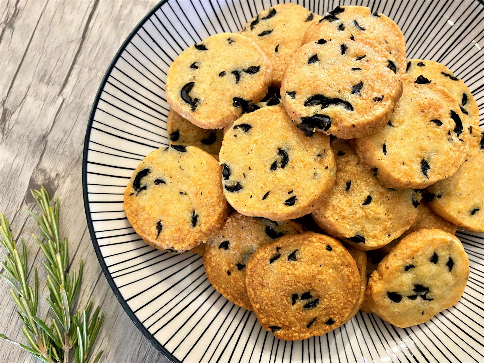 Sablés aux olives et à l’emmental