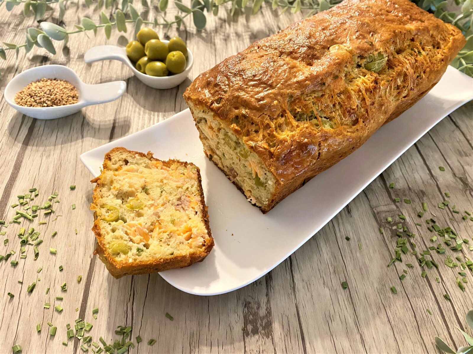 Cake aux deux saumons et olives