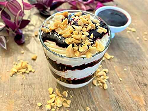Sundae au coulis de fruits rouges