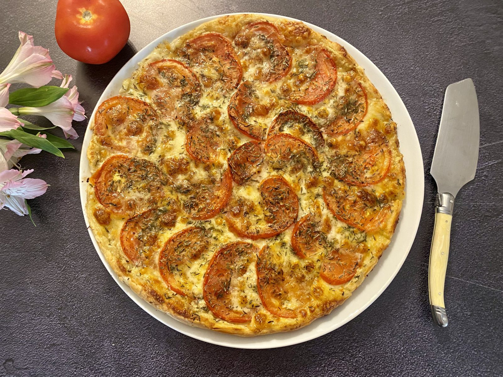 Tarte fine tomates mozzarella