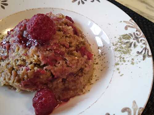 Ma version fraîcheur du bowlcake : framboise-matcha