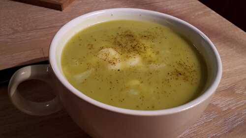 Un velouté de petits pois en guise de repas