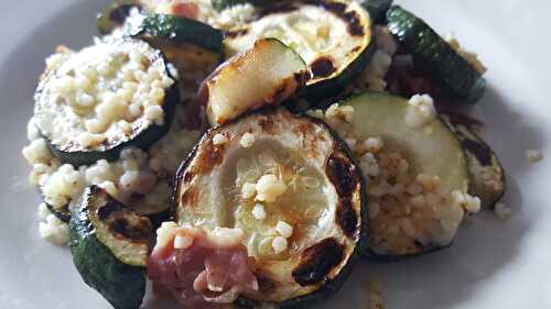 Une poêlée unique et ultra-complète à base de courgettes