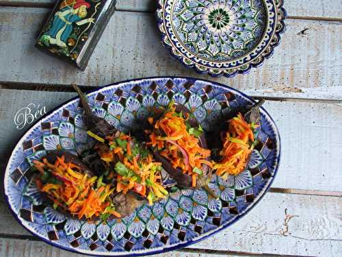Aubergine farcie à la salade de carottes (recette ouzbeke) -  Samarcande (2) la place du Régistan - les marchés en Ouzbékistan - Les petits plats de Béa