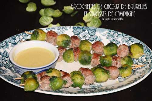 Brochettes de choux de Bruxelles et saucisses de campagne