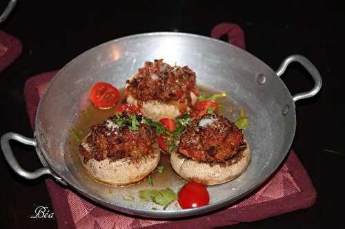 Champignons farcis à la bolognaise