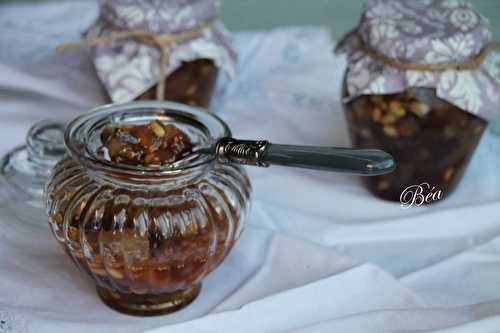 Confiture de poires, figues et pignons de pin