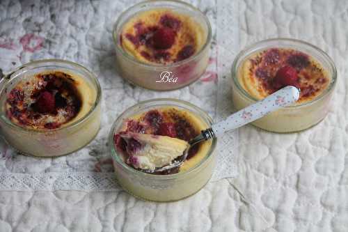 Crème brûlée façon cheese cake au citron et aux framboises