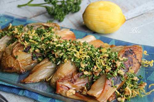 Endives braisées à la grémolata de noix