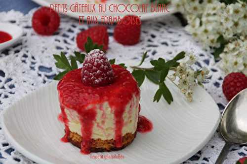 Petits gâteaux au chocolat blanc et aux framboises