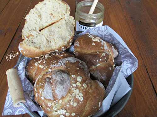 Petits pains à la bière, flocons d'avoines torréfiés et  au miel