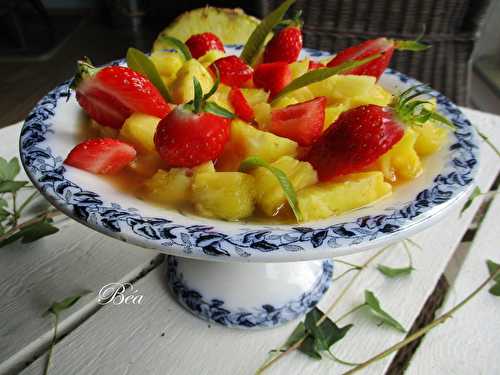 Salade d'ananas à la verveine - Les petits plats de Béa
