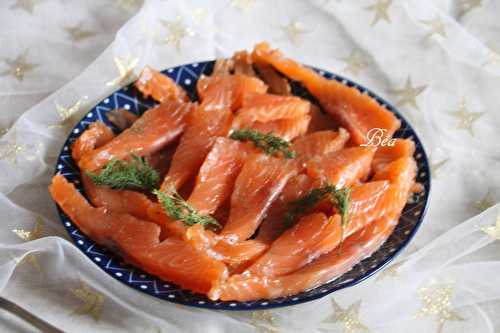 Saumon gravlax à l'aneth et aux graines de fenouil