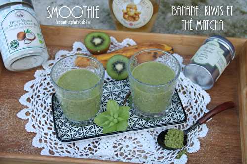 Smoothie banane, kiwis et thé matcha