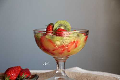 Soupe de fraises aux kiwis