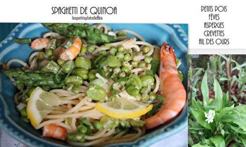 Spaghetti de quinoa, petits pois, fèves, asperges, crevettes et ail des ours