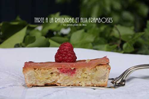 Tarte à la rhubarbe et aux framboises