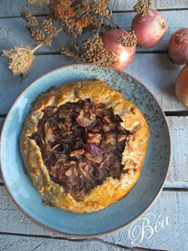 Tarte rustique aux trois oignons