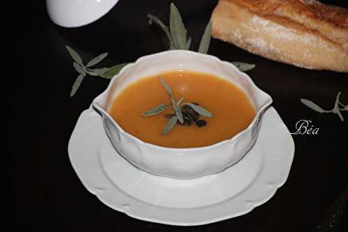 Velouté de chou navet à la sauge