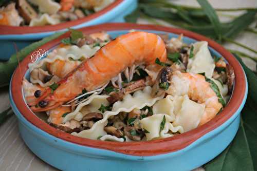 Malfadine aux crevettes et champignons en persillade + fumet de crevettes