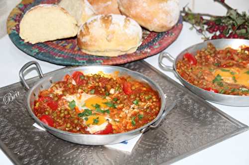 Tajine aux petits pois et aux oeufs