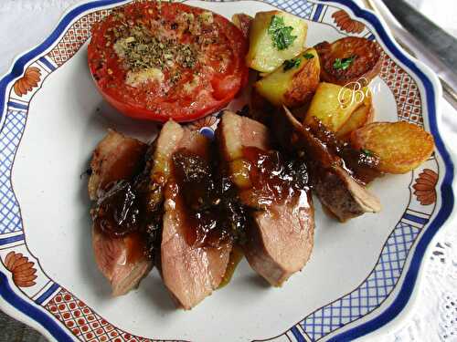 Magret de canard à la confiture de tomates vertes - Les petits plats de Béa
